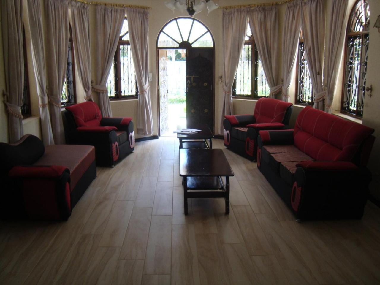 Mweru Villa Kisauni Экстерьер фото