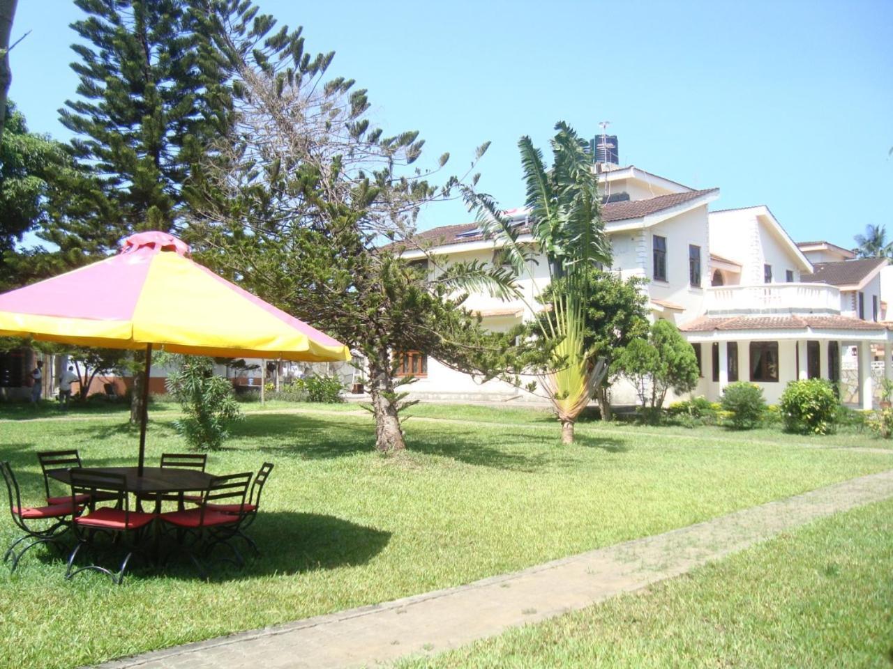 Mweru Villa Kisauni Экстерьер фото