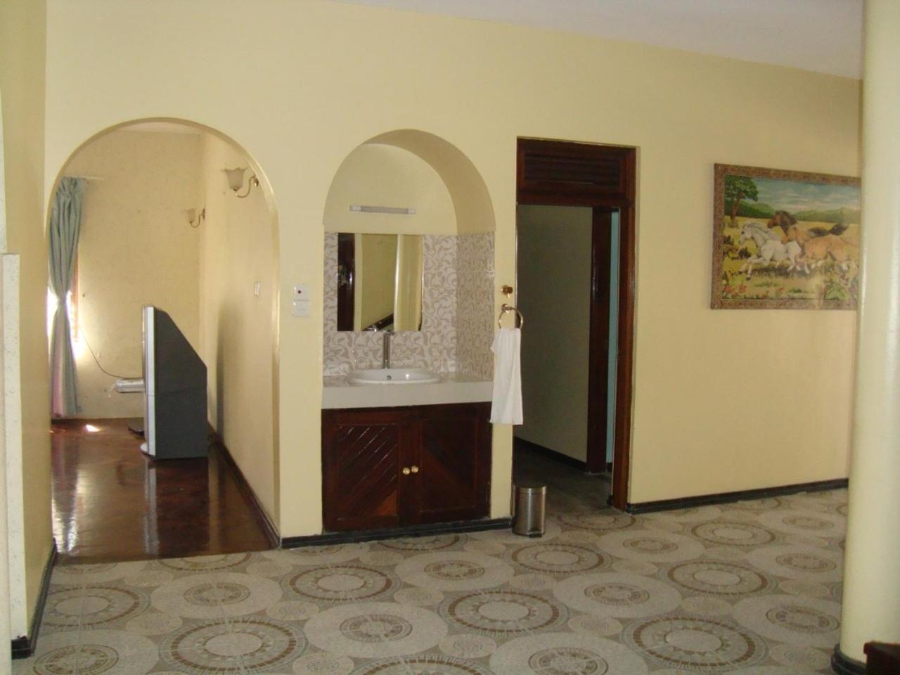 Mweru Villa Kisauni Экстерьер фото